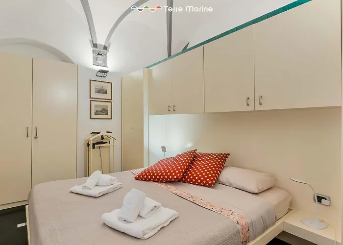 Casa vacanze La Casa Delle Volte, Terre Marine