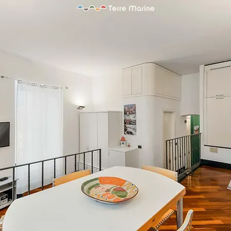 La Casa Delle Volte, Terre Marine 라스페치아